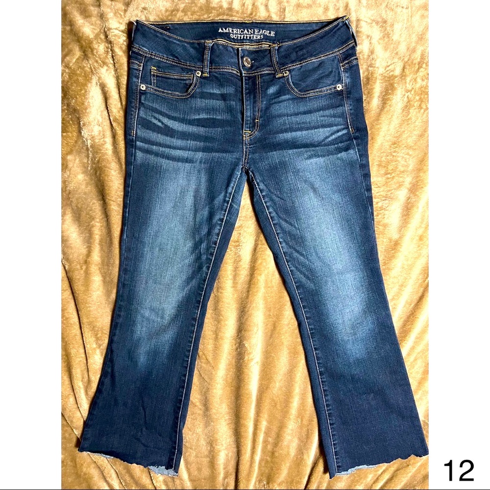 American Eagle Stretch Capris Size 8